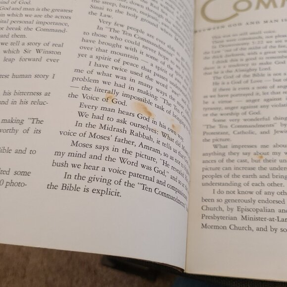 Vntage Souvenir Program THE TEN COMMANDMENTS MOVIE BOOK 1956 Charlton He… - Picture 7 of 8